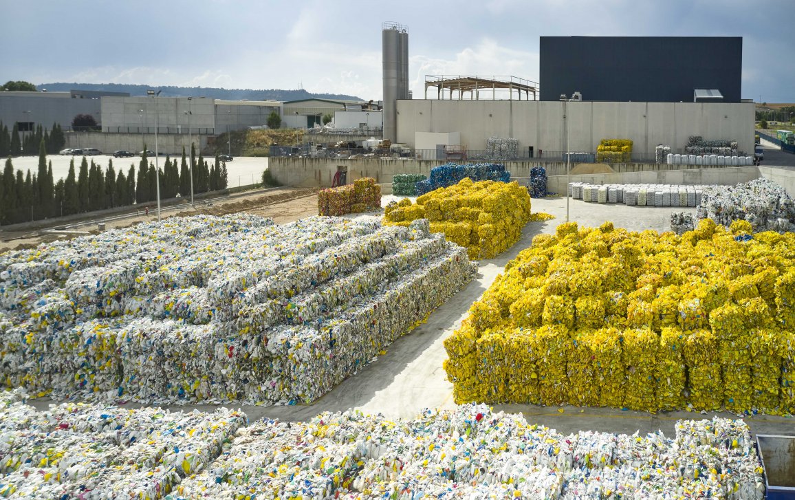 Suminco recycling plant in Venta de Banos, Spain 