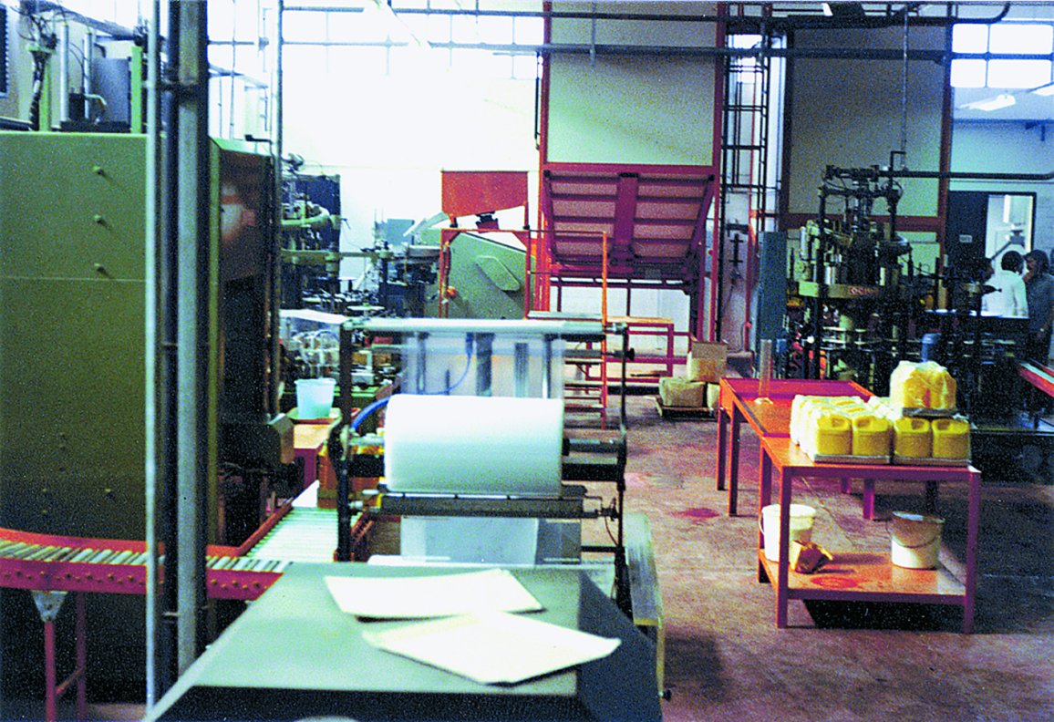 Produktion von Kanistern im algerischen ALPLA Betrieb